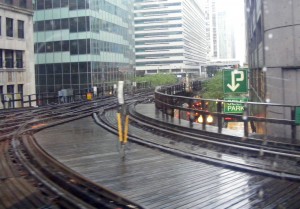 Looking east into the Loop as the train turned west to cross back over the river.