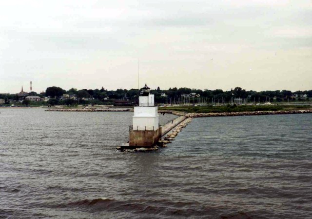 Manitowoc Breakwater Light Manitowoc Breakwater Light