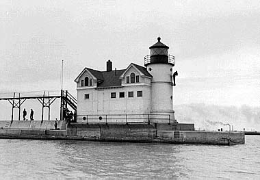 The Waukegan Harbor Light as originally constructed