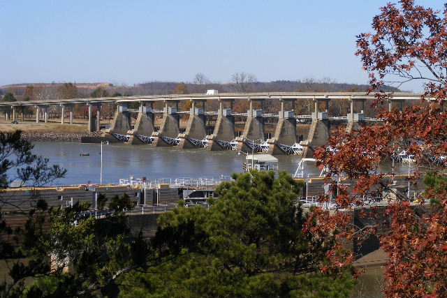 Toad Suck Lock and Dam